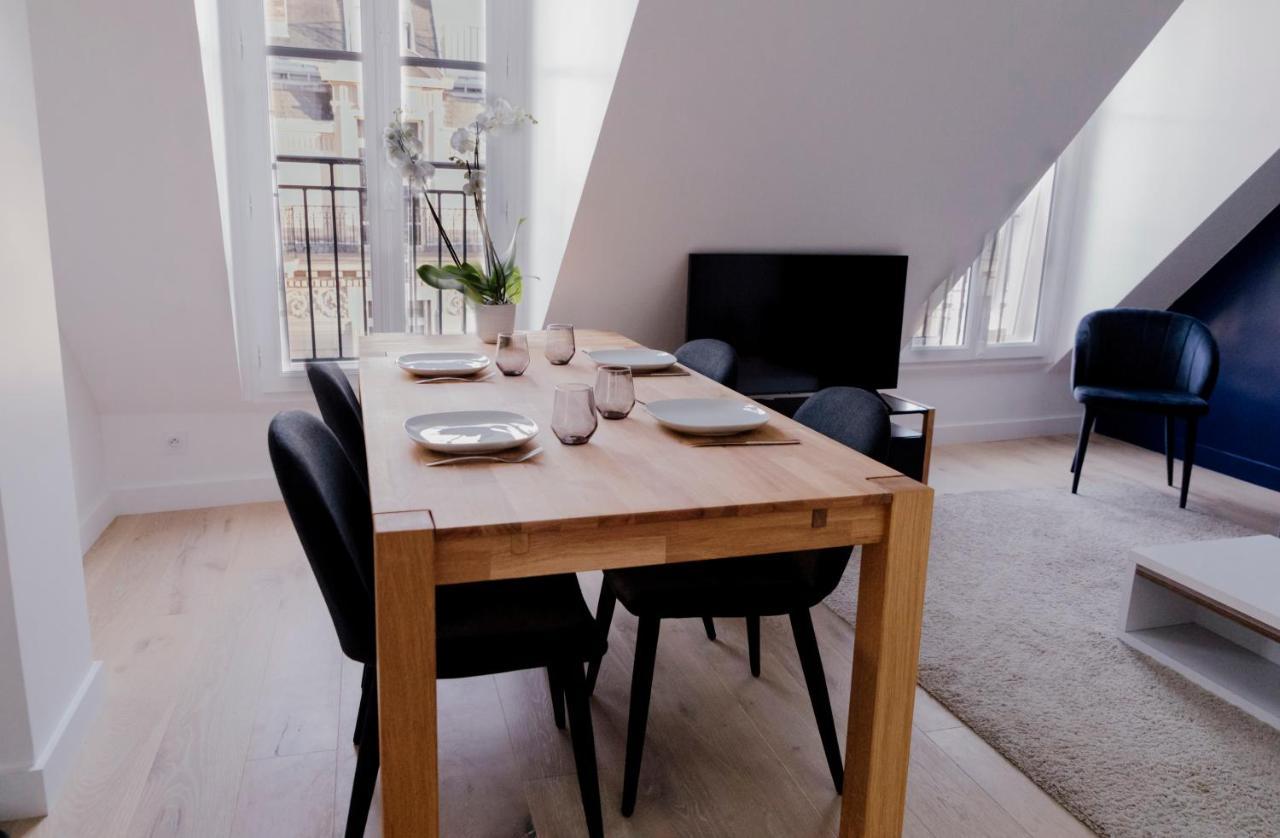 Luxury Apartment Elysees Париж Екстериор снимка